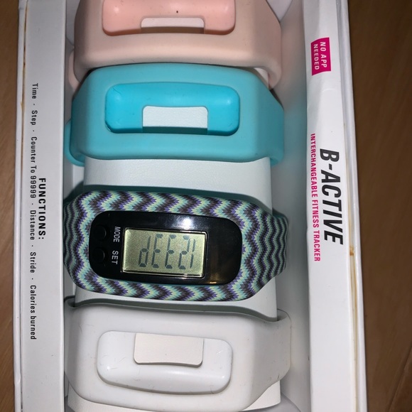 Watch - Picture 1 of 3